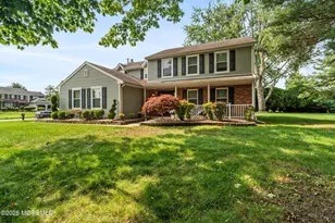 14 Lincolnshire Dr, Manalapan Township, NJ 07726 - Photo 1