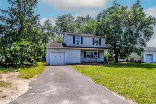 611 Pine St, Lanoka Harbor, NJ 08734 - Photo 1