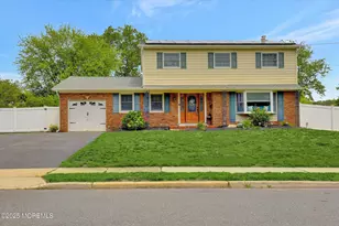 18 Taunton Dr, Howell Township, NJ 07731 - Photo 1