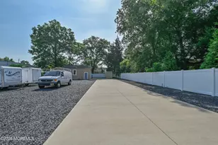 33 Bordentown Trail, Jamesburg, NJ 08831 - Photo 1