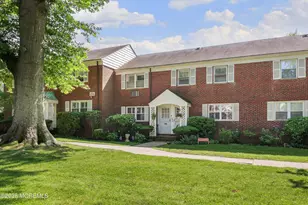 131 Manor Dr, Red Bank, NJ 07701 - Photo 1