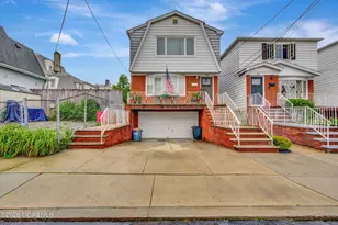 25 Linden St, Bayonne, NJ 07002 - Photo 1