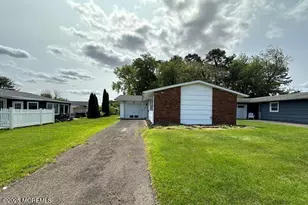 10 Arnold St, Brick, NJ 08724 - Photo 1