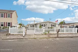 927 Beach Haven W Blvd, Manahawkin, NJ 08050 - Photo 1