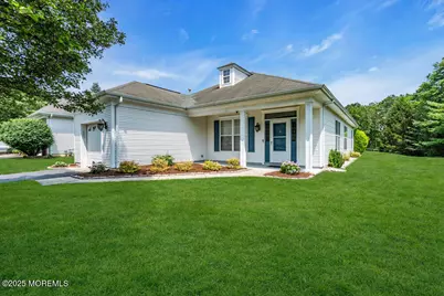 29 Goldenedge Way, Lakewood, NJ 08701 - Photo 1