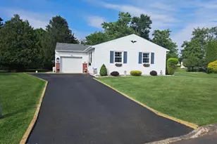 3 York Ct, Toms River Township, NJ 08757 - Photo 1