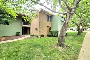 218 Medford Ct, Manalapan Township, NJ 07726 - Photo 1