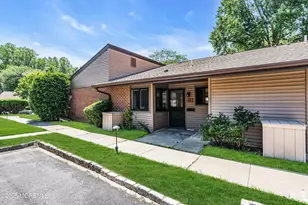 12 Ellsworth Ct, Red Bank, NJ 07701 - Photo 1