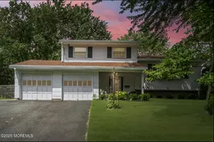 22 Colonial Dr, Matawan, NJ 07747 - Photo 1