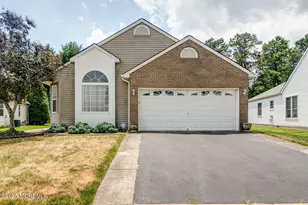 60 Canterbury Ln, Toms River Township, NJ 08757 - Photo 1