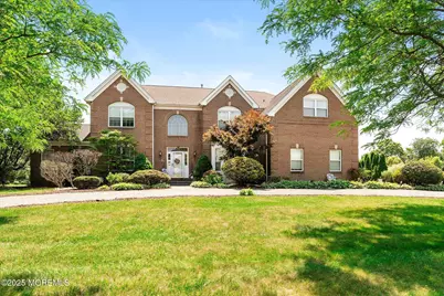 9 Denise Drive, Allentown, NJ 08501 - Photo 1