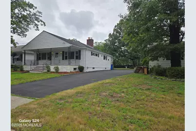 10 Weston Place, Eatontown, NJ 07724 - Photo 1