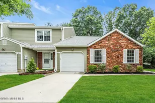 63 Oak Ln, Eatontown, NJ 07724 - Photo 1