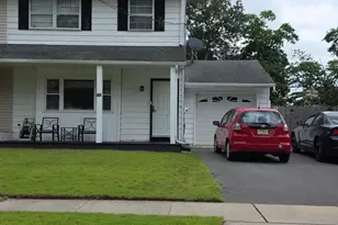 722 Maple St, Lakehurst, NJ 08733 - Photo 1