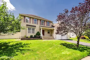 86 Lorelei Dr, Howell Township, NJ 07731 - Photo 1