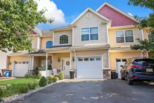 100 Pine St, Lakehurst, NJ 08733 - Photo 1