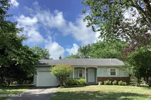 109 Edinburgh Ct, Toms River Township, NJ 08757 - Photo 1