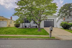 29 Sabinas St, Toms River Township, NJ 08757 - Photo 1