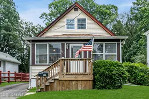 833 Lincoln St, Middletown, NJ 07748 - Photo 1