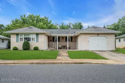 119 Barbados Drive S, Toms River Township, NJ 08757 - Photo 1