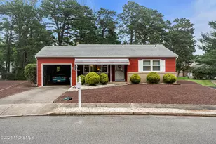 13 Millbrook Ct, Toms River Township, NJ 08757 - Photo 1