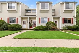 192 Clubhouse Dr, Middletown, NJ 07748 - Photo 1