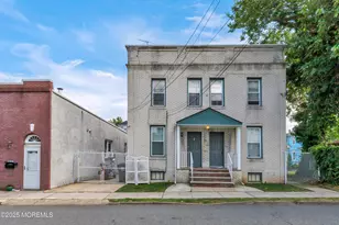 91 2nd St, Woodbridge Township, NJ 07095 - Photo 1