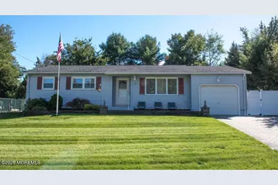 46 E Connecticut Concourse, Jackson, NJ 08527 - Photo 1