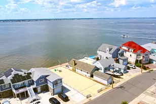 328 Sunset Dr N, Seaside Heights, NJ 08751 - Photo 1