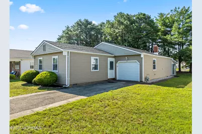 24 Selkirk Avenue, Toms River Township, NJ 08757 - Photo 1