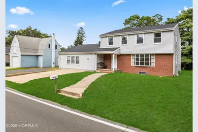 608 Berkeley Avenue, Beachwood, NJ 08722 - Photo 1