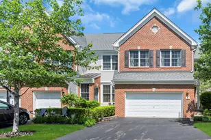 7 Hummingbird Dr, Manalapan Township, NJ 07726 - Photo 1