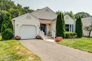 44 Sleepy Hollow Dr, Brick, NJ 08724 - Photo 1