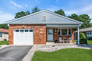 32 Paradise Blvd, Toms River Township, NJ 08757 - Photo 1