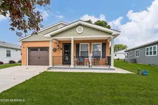 8 Augusta Ct, Toms River Township, NJ 08757 - Photo 1