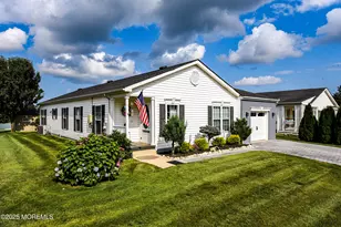 6 Hillsdale Ct, Manahawkin, NJ 08050 - Photo 1