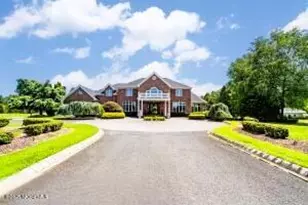 25 Country Club Ln, Colts Neck Township, NJ 07722 - Photo 1