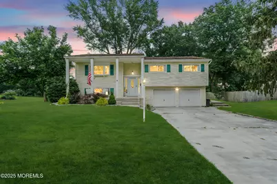 9 Warren Drive, Matawan, NJ 07747 - Photo 1