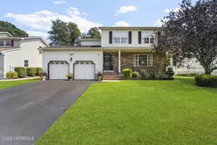 17 Bronia St, Howell Township, NJ 07731 - Photo 1