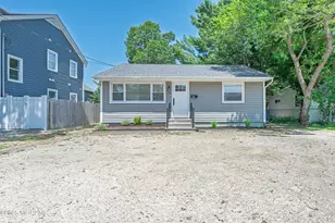 472 Pinecroft Dr, Brick, NJ 08723 - Photo 1