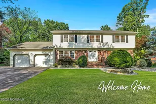 21 Briarwood Dr, Matawan, NJ 07747 - Photo 1