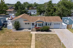 948 Hazelwood Rd, Toms River Township, NJ 08753 - Photo 1