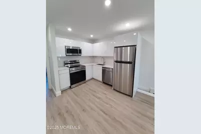 468 2nd Avenue #18, Long Branch, NJ 07740 - Photo 1