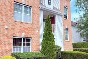 1091 Morning Glory Dr, Monroe Township, NJ 08831 - Photo 1