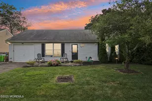 105 Windward Dr, Barnegat, NJ 08005 - Photo 1