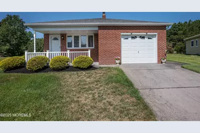 28 Bahamia Drive, Toms River Township, NJ 08757 - Photo 1