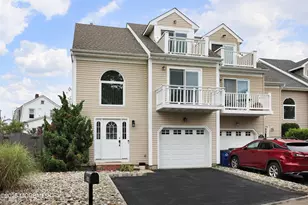 114 Marina Bay Ct, Highlands, NJ 07732 - Photo 1