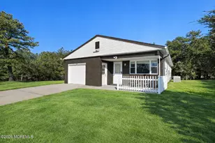 7 Bordeaux Ct, Toms River Township, NJ 08757 - Photo 1