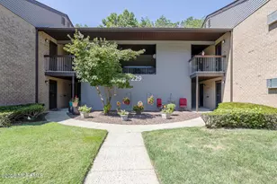 229 Medford Ct, Manalapan Township, NJ 07726 - Photo 1