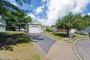 17 La Casta Ct, Toms River Township, NJ 08757 - Photo 1